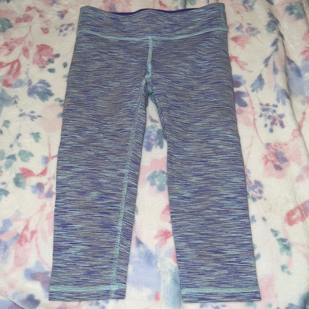 Ivivva size 8 cropped leggings